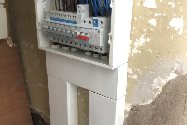 Exelon Electrics